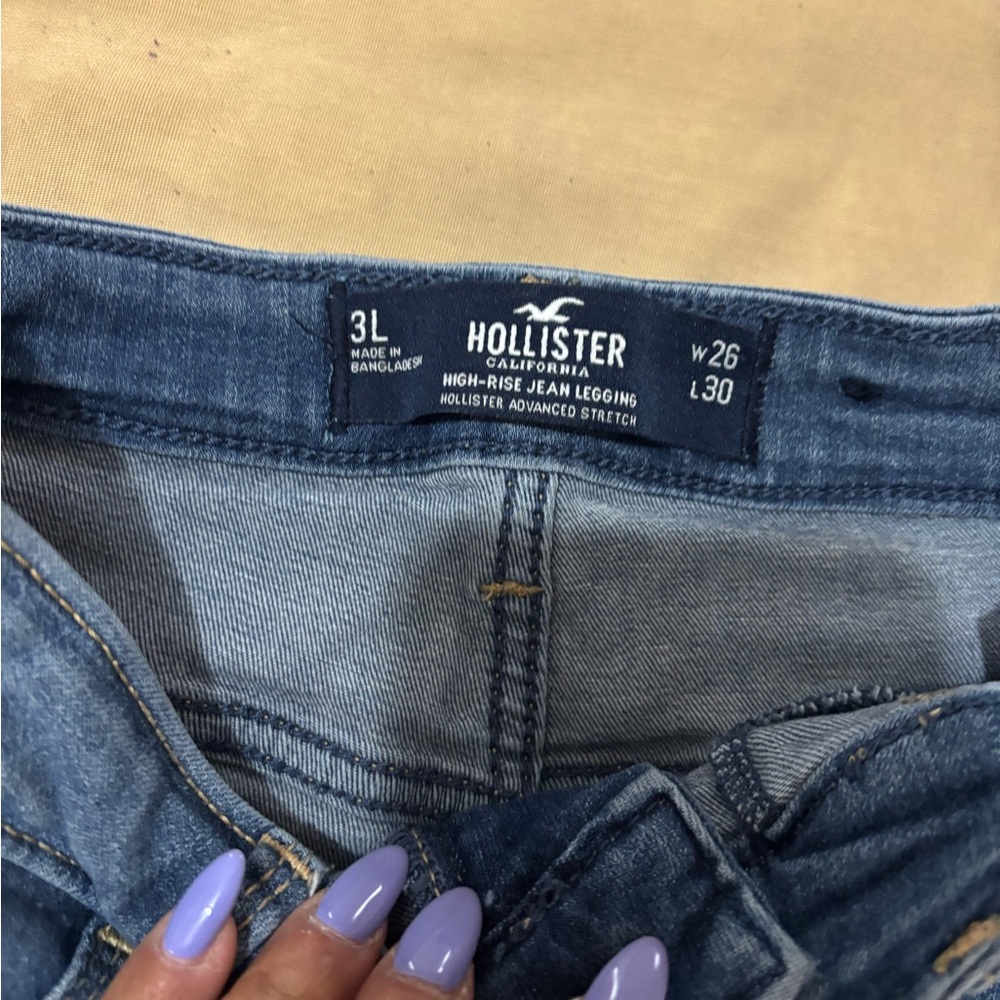 Hollister Women's Denim High-Rise Jeans